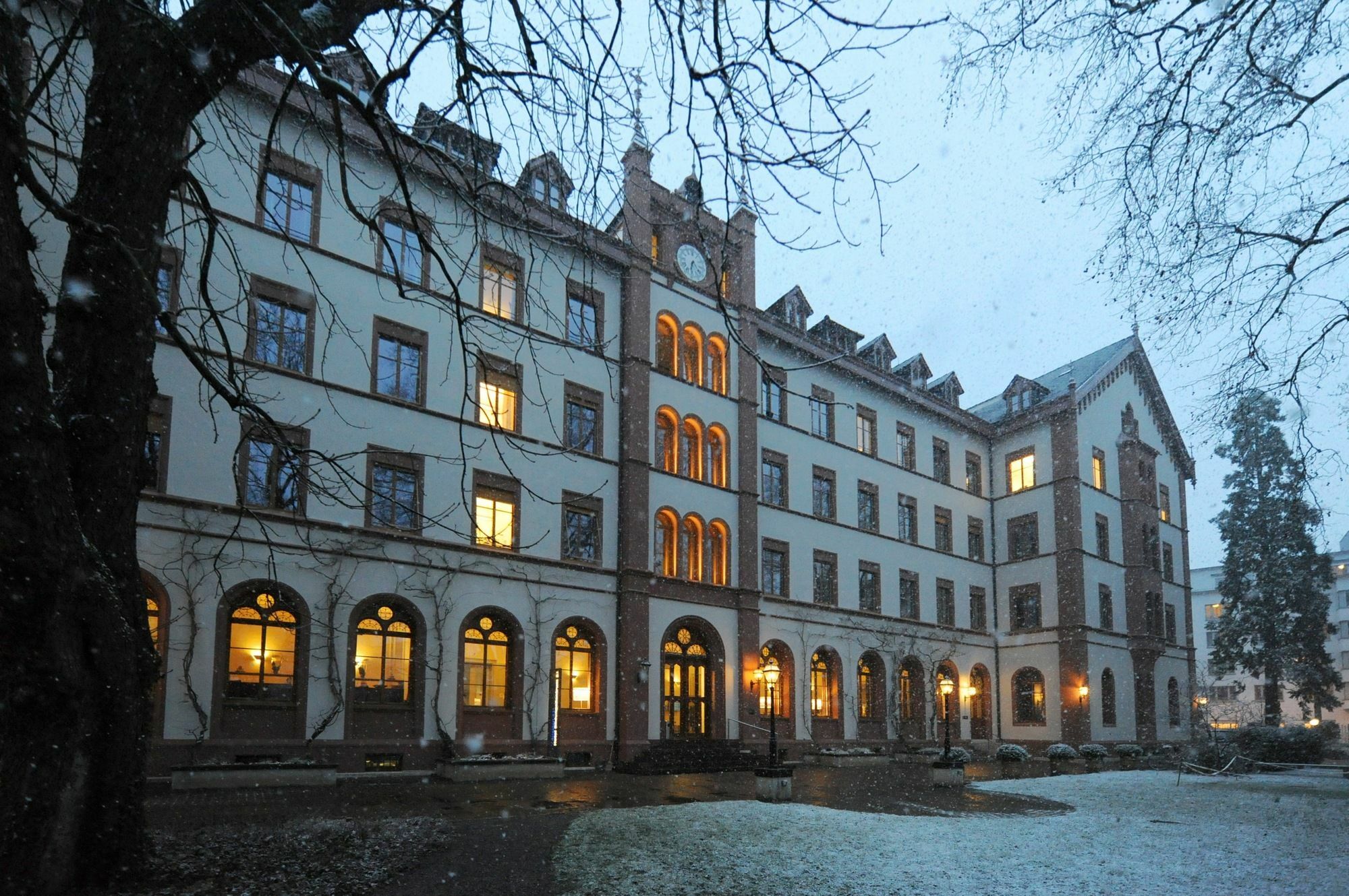 Odelya - Stadthotel Im Park Basilea Exterior foto